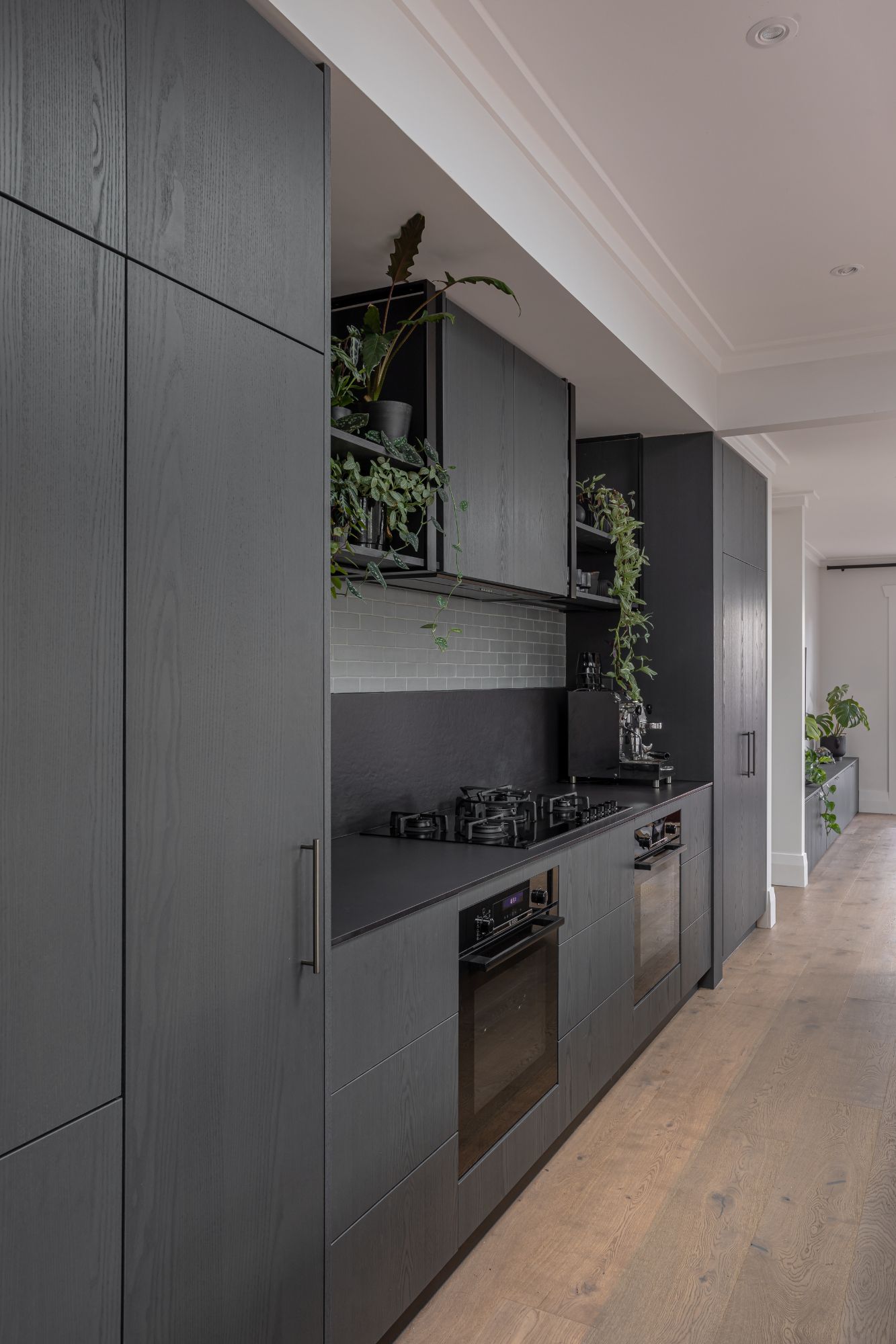 Sticks+Stones Design, Sticks+Stones Design Create a Robust and Grounded Kitchen Design