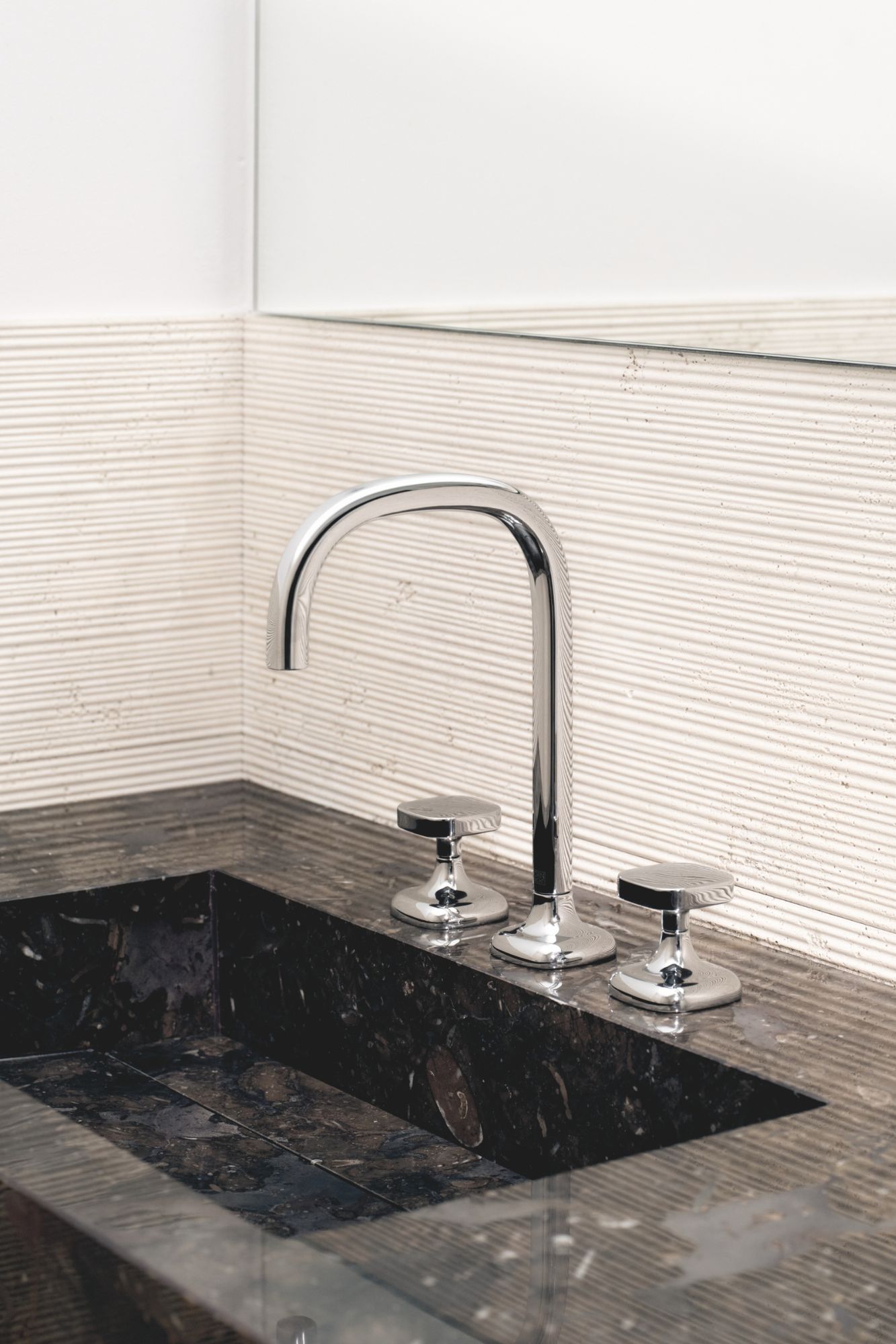 Dornbracht, A Fluid and Unique Design Language: The New Coya Design Series from Dornbracht