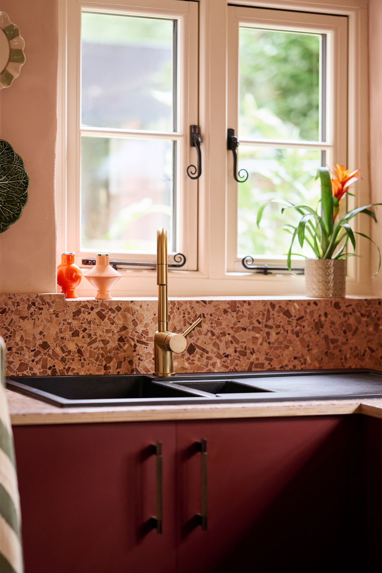 NB Interiors, NB Interiors Create a Modern Country Kitchen Design