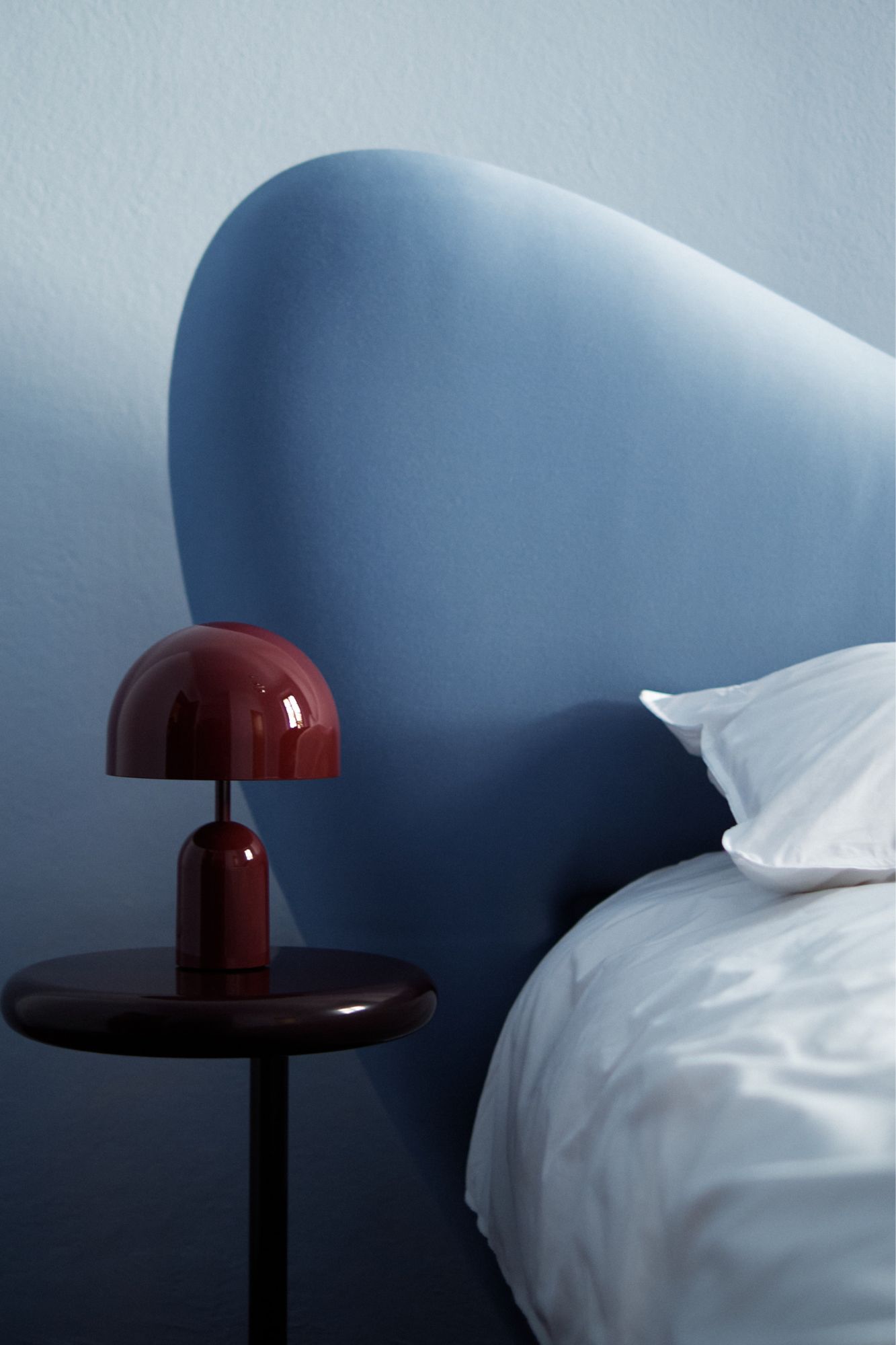 Vispring, Vispring Unveils Exclusive Collaboration With Tom Dixon in Milan at the Historic Mulino Estate