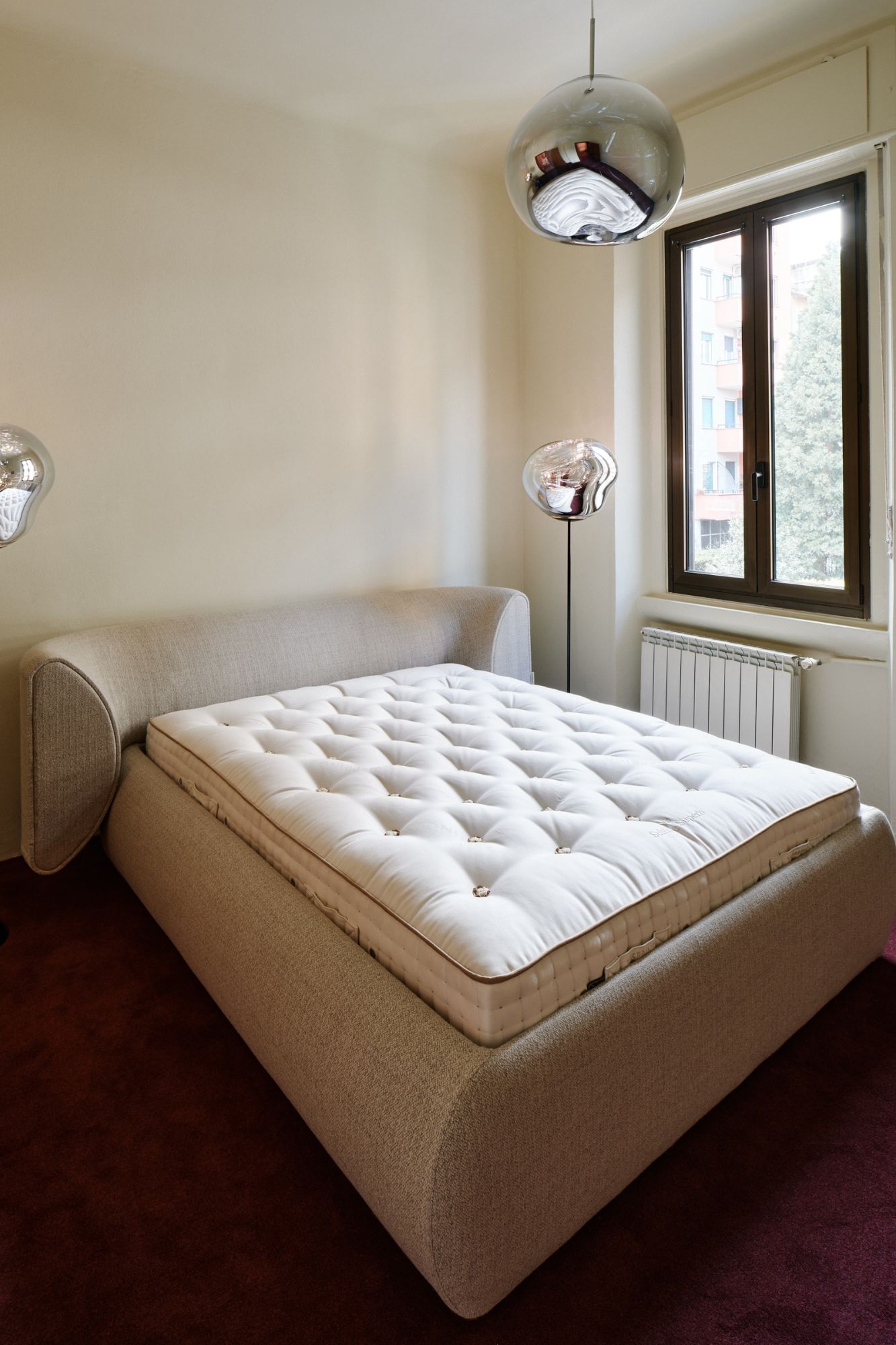 Vispring, Vispring Unveils Exclusive Collaboration With Tom Dixon in Milan at the Historic Mulino Estate
