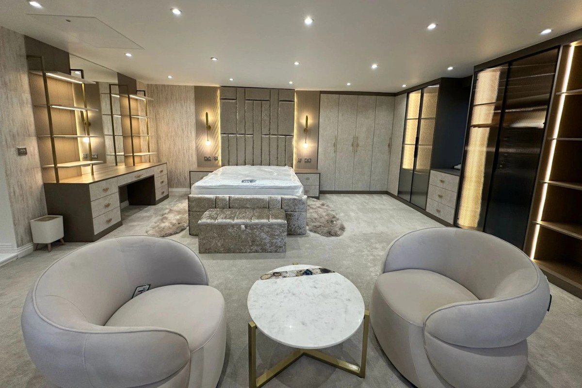 Oraanj Interior Design, The Art of Restraint: Oraanj Interior Design Resolves the Clutter in London&rsquo;s Luxury Bedrooms