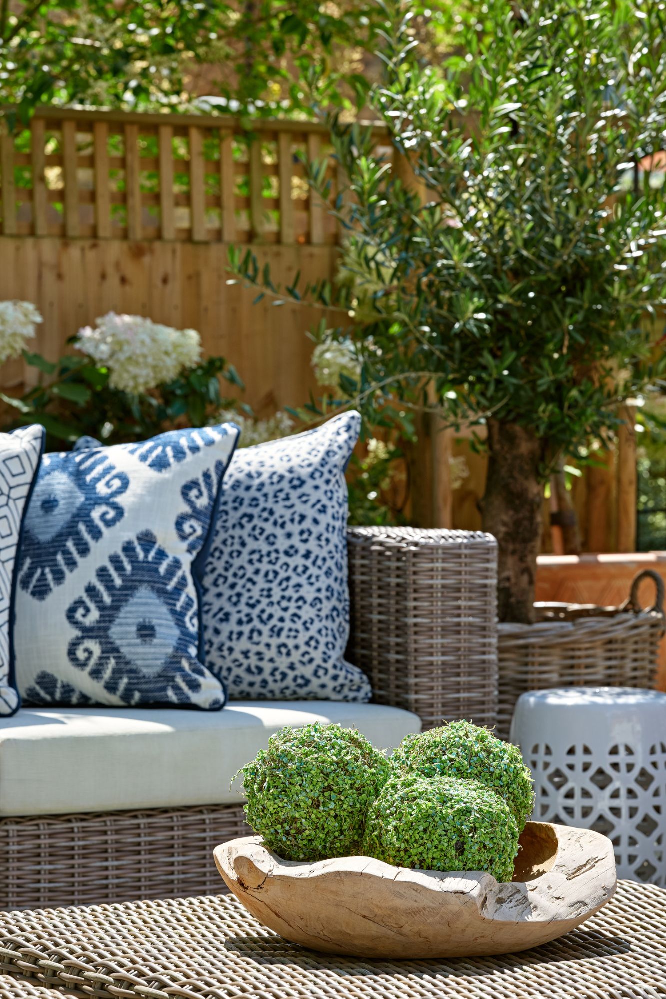 garden, Inside Out: Designing a Garden as an Extension of the Home