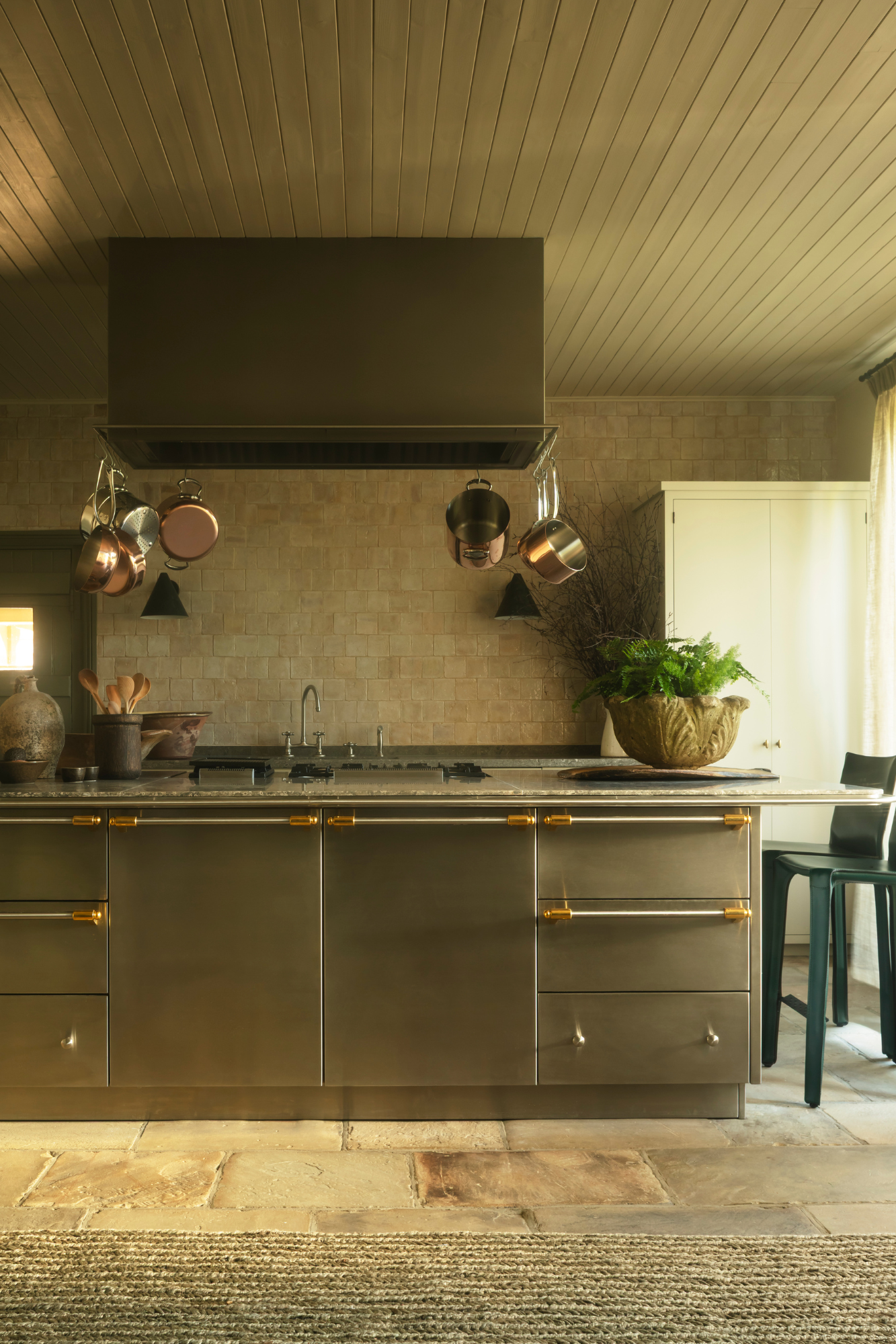 ledbury studio, How to Bring the Shaker Kitchen up to Date, the Ledbury Studio Way