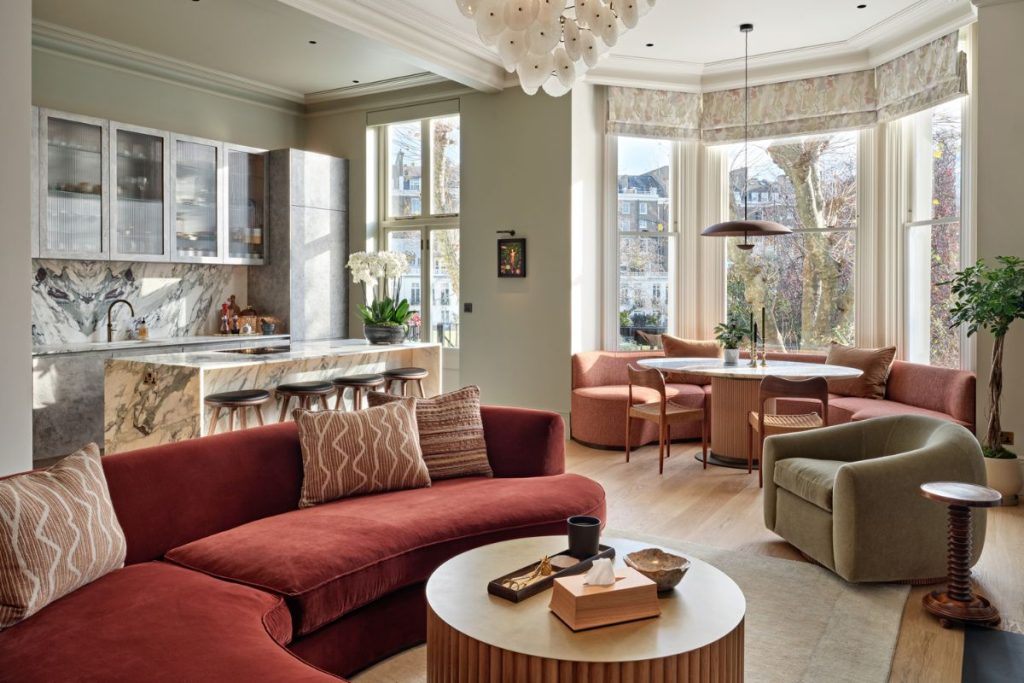 What Should You Look for When Hiring an Interior Designer?