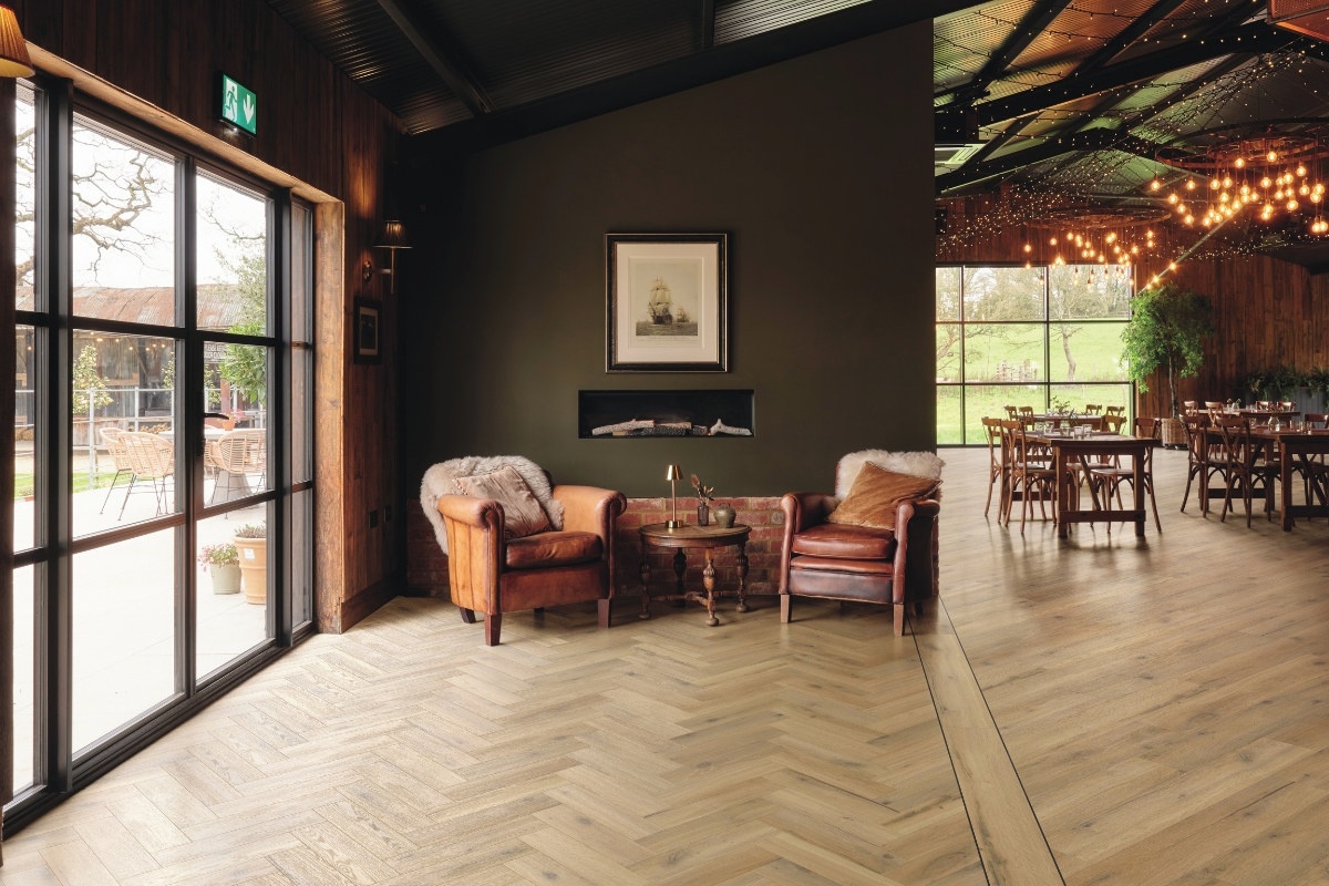 Karndean, Karndean Commercial Unveils Thoughtful Van Gogh Collection Crafted for Modern Interiors