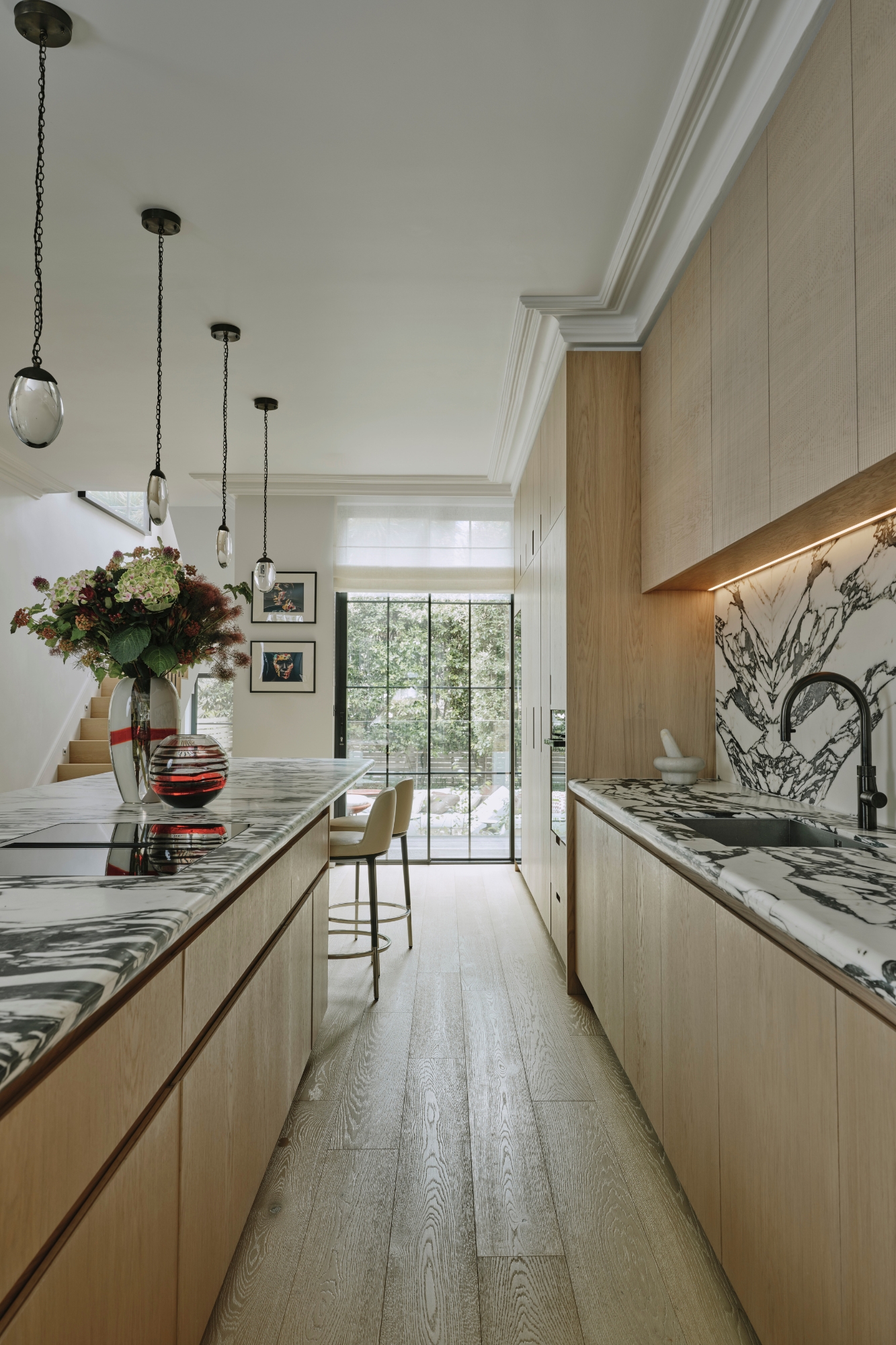 ledbury studio, The Notting Hill Kitchen: A Ledbury Studio Design Built Around Book-Matched Marble
