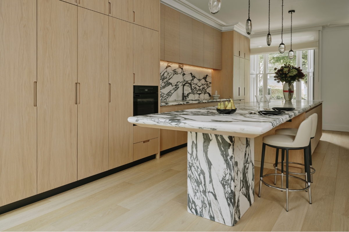 ledbury studio, The Notting Hill Kitchen: A Ledbury Studio Design Built Around Book-Matched Marble