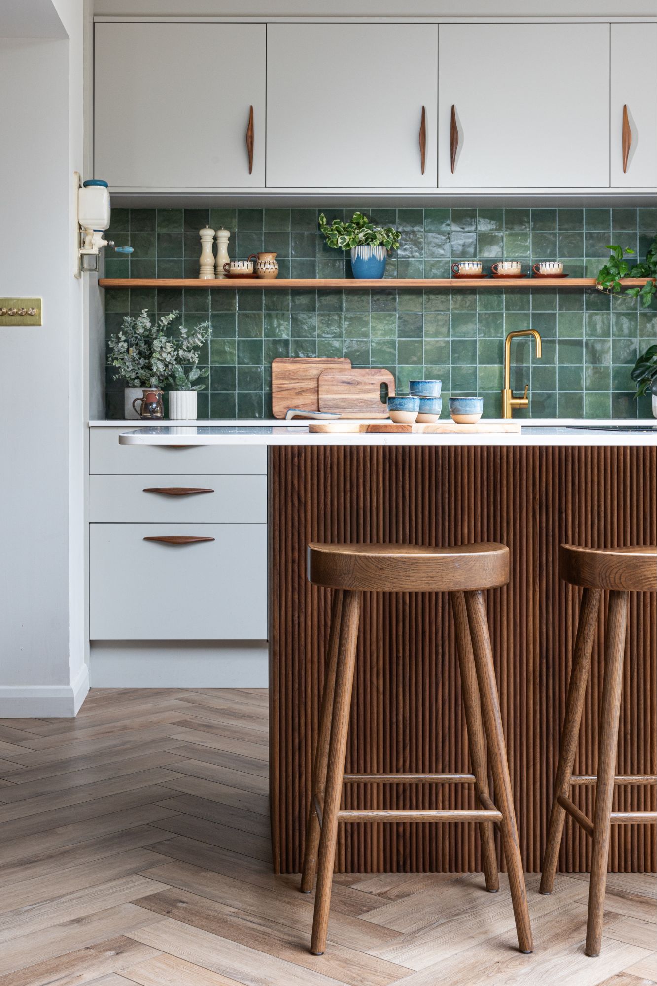 Bower Interior Design, Bower Interior Design Create a Contemporary Mid-Century Kitchen