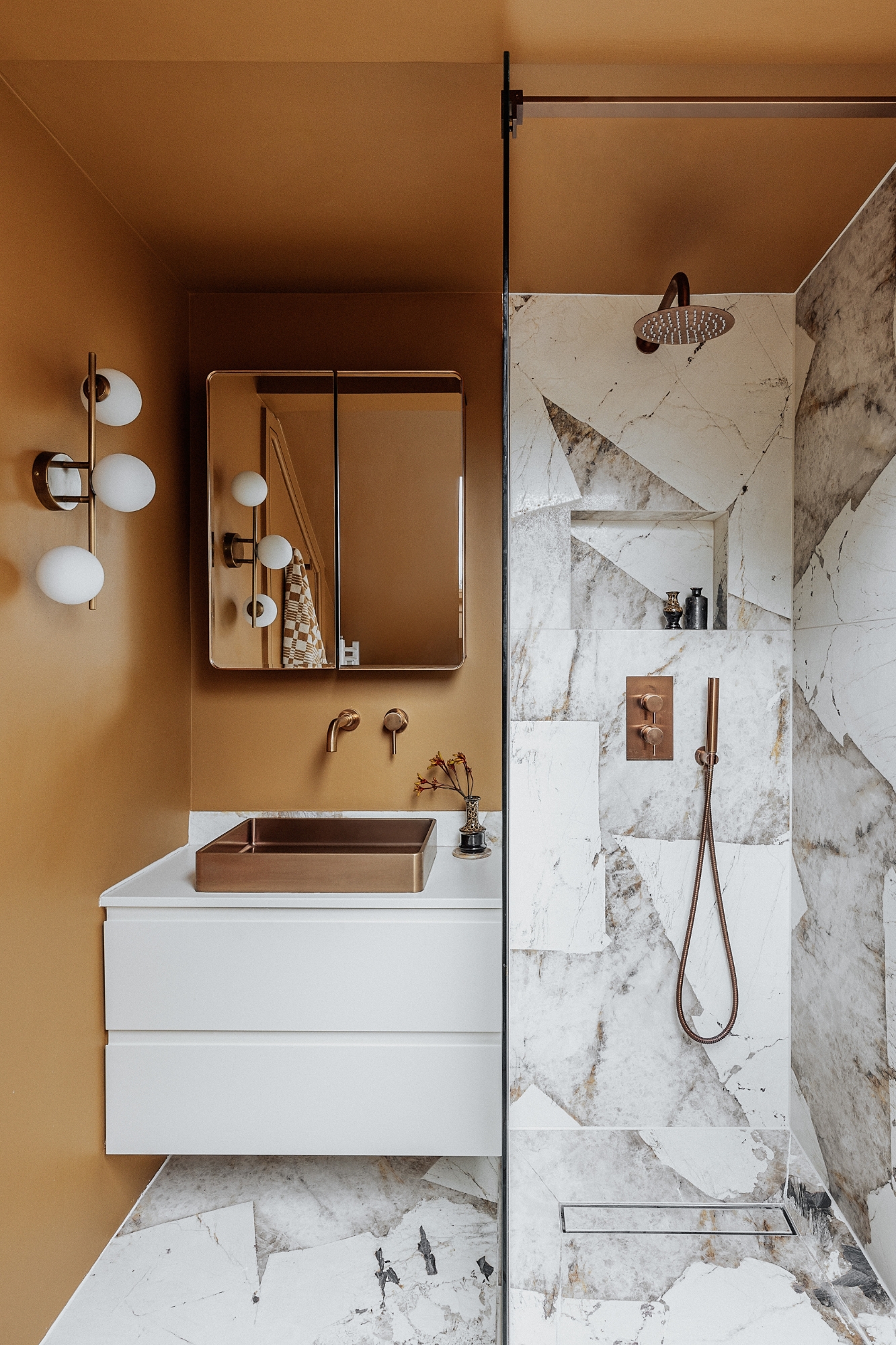 Lucy Goldbart Interior Design, Lucy Goldbart Interior Design Transforms Dated Designs Into Warmth and Character