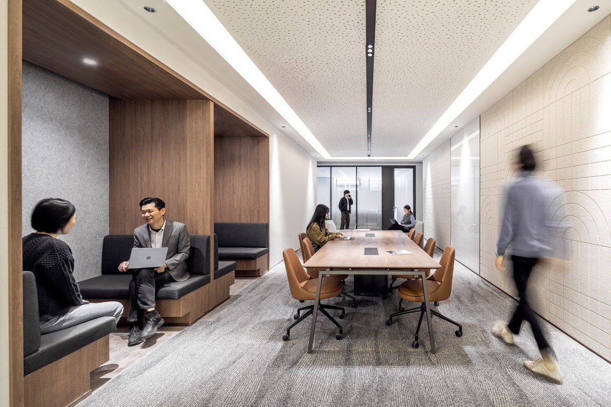 Space Matrix Design, Space Matrix Design Consultants Create a Dynamic and Immersive Office Environment