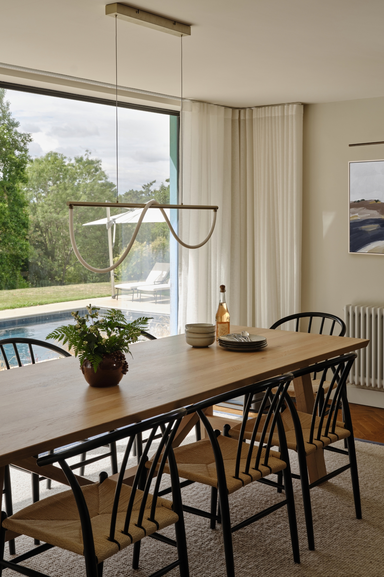 Pia Design, Hillview House: Pia Design Modernises a Traditional Country Home