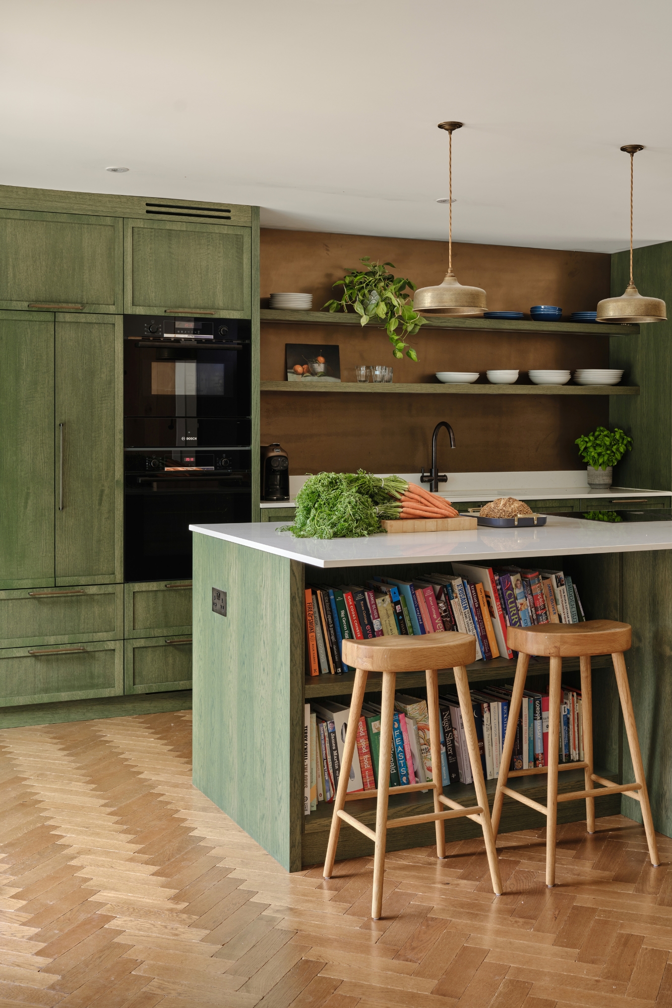 Pia Design, Hillview House: Pia Design Modernises a Traditional Country Home