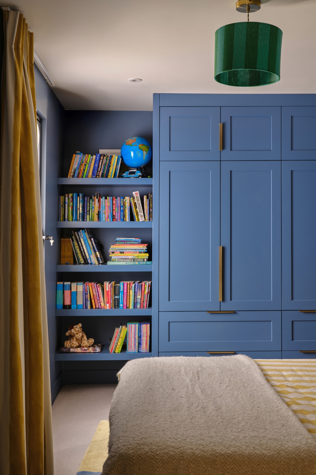 Pia Design, Hillview House: Pia Design Modernises a Traditional Country Home