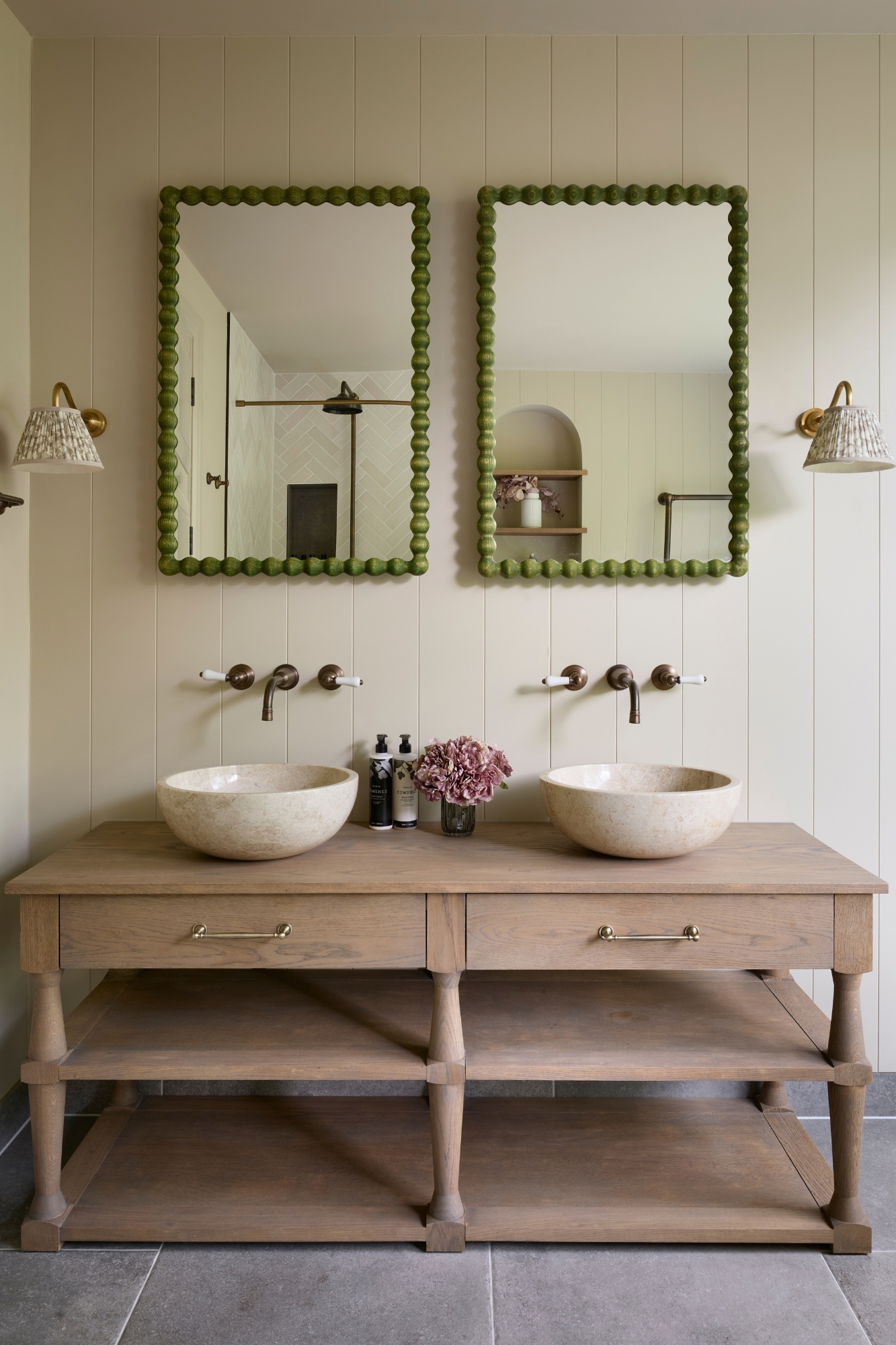 Artfocus Studio, Hamilford Design Blends British Countryside Charm with Modern Elegance