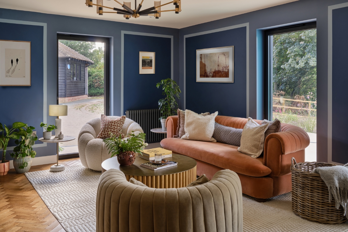Pia Design, Hillview House: Pia Design Modernises a Traditional Country Home