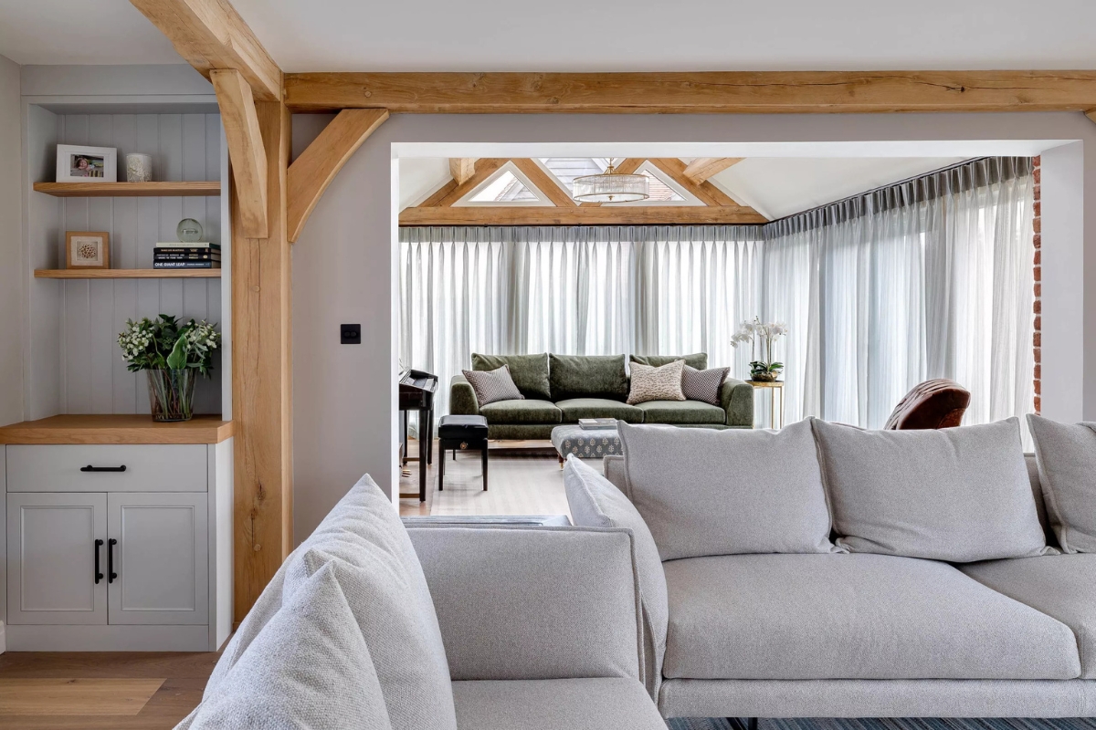 Lewis Knox, Lewis Knox: Devising a Fresh Take on Country Living