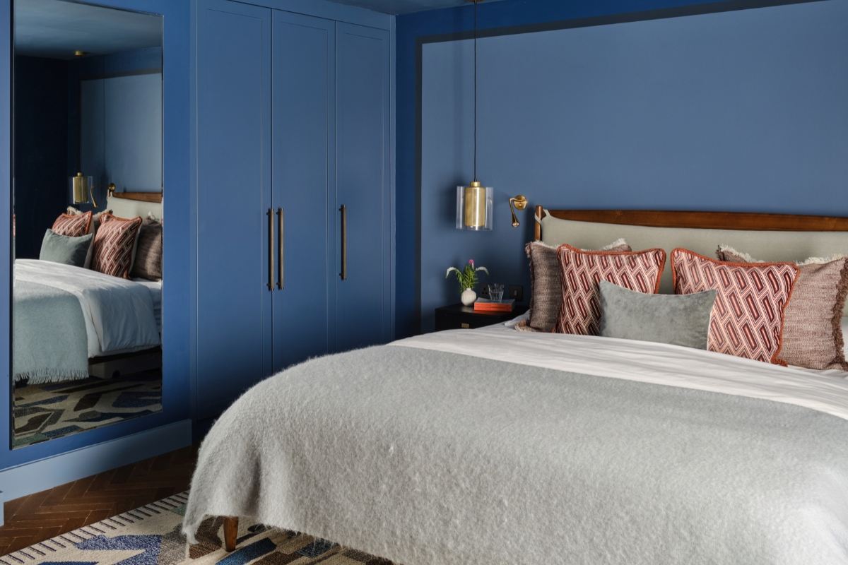 Pia Design, Hillview House: Pia Design Modernises a Traditional Country Home